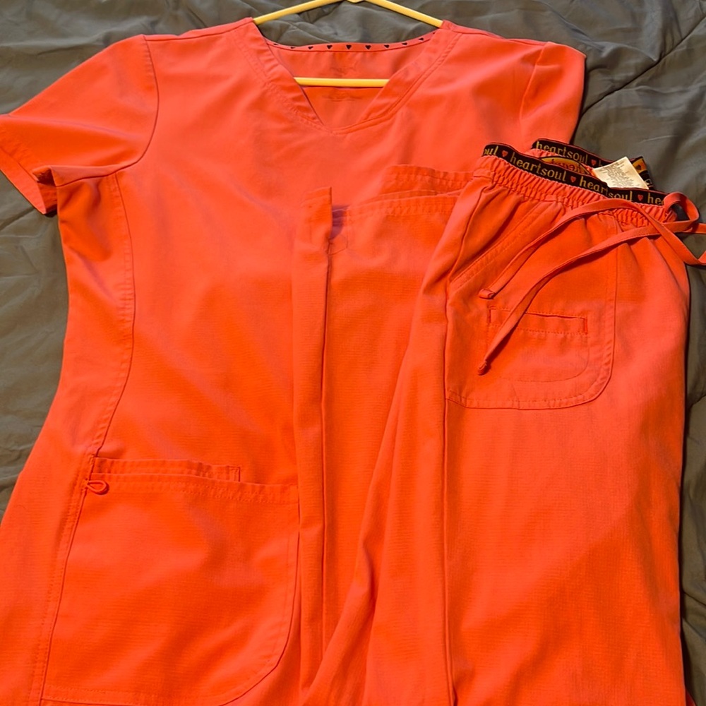 Top(M) and pants(S) scrubs pink